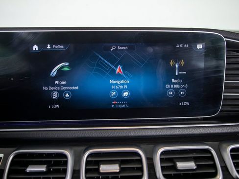 Used 2020 Mercedes-Benz GLS 450 4MATIC image 29