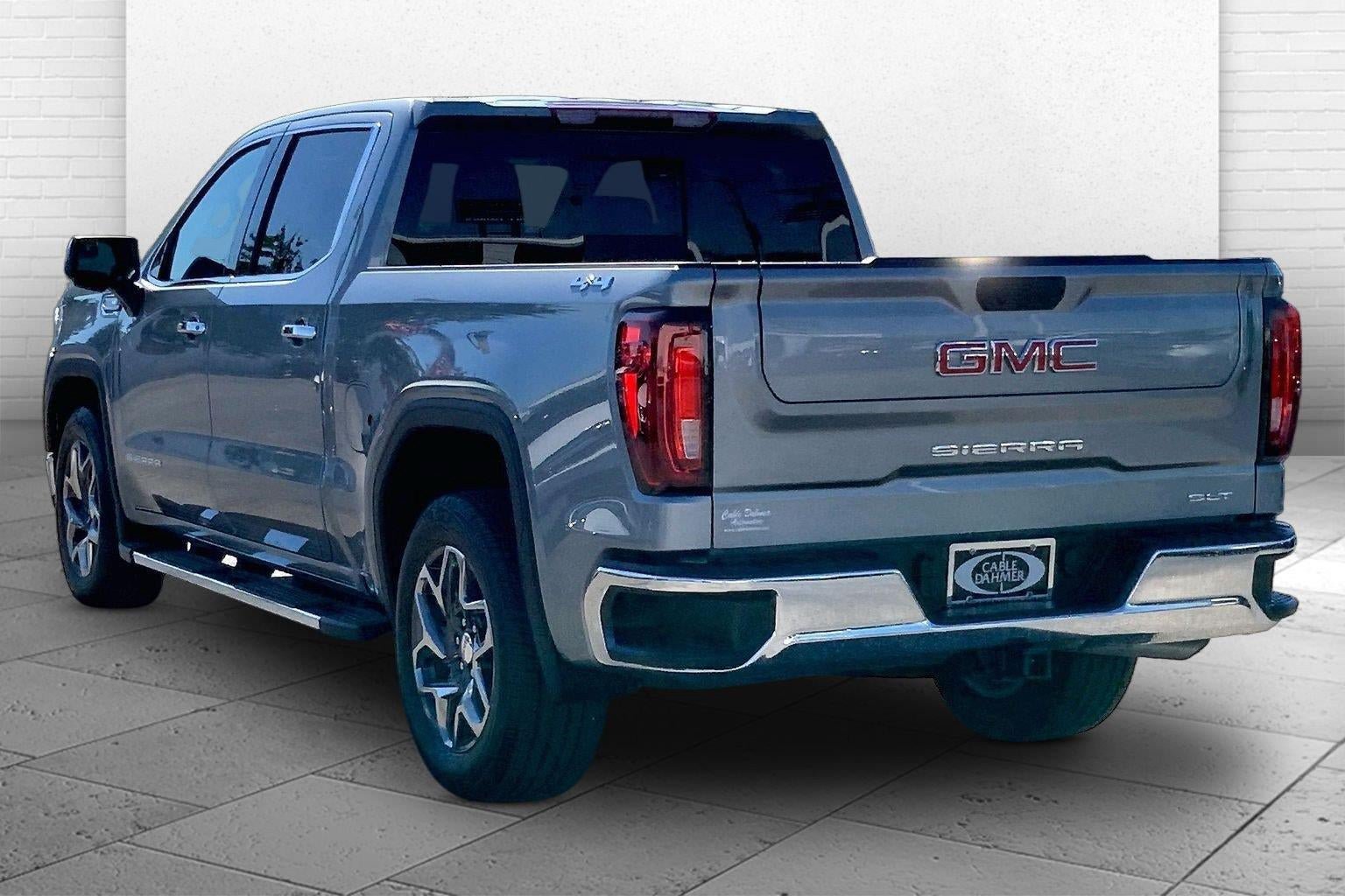 Used 2026 GMC Sierra 1500 SLT w/ SLT Premium Package AWD/4WD image 10