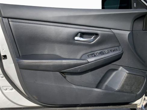 Used 2022 Nissan Sentra SV w/ Trunk Package FWD image 18