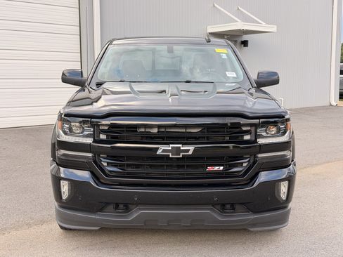 Used 2017 Chevrolet Silverado 1500 LTZ Z71 w/ LTZ Plus Package AWD/4WD image 6