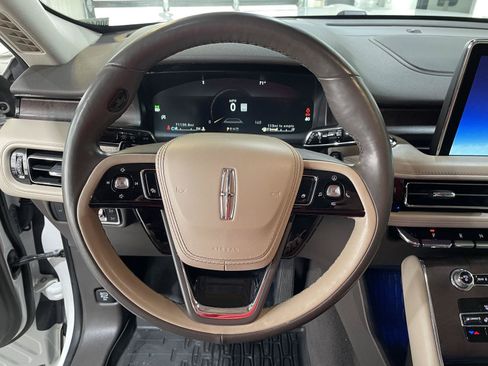 Used 2021 Lincoln Aviator Reserve w/ Equipment Group 202A AWD/4WD image 13