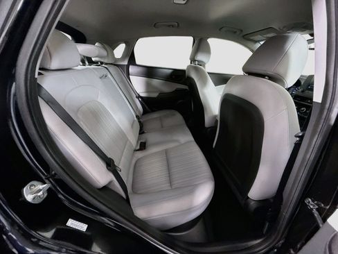 Used 2022 Hyundai Kona SEL FWD image 27