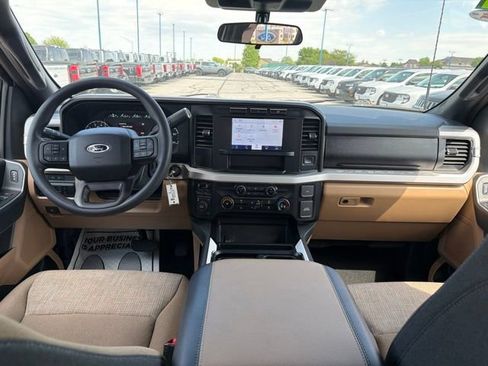 Used 2024 Ford F250 XLT AWD/4WD image 19