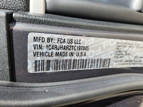 New 2026 Jeep Grand Cherokee Altitude AWD/4WD image 10