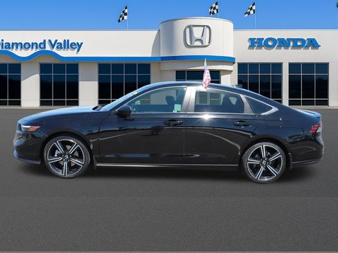 Used 2023 Honda Accord Sport image 9