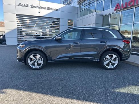 New 2025 Audi Q5 Premium Plus image 2