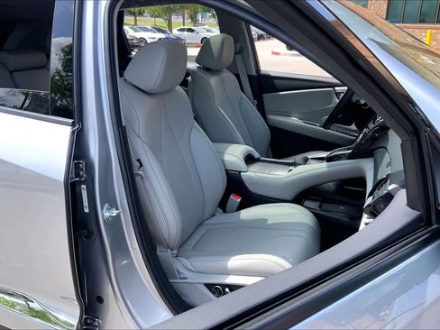 Used 2023 Acura RDX FWD w/ Technology Package image 9