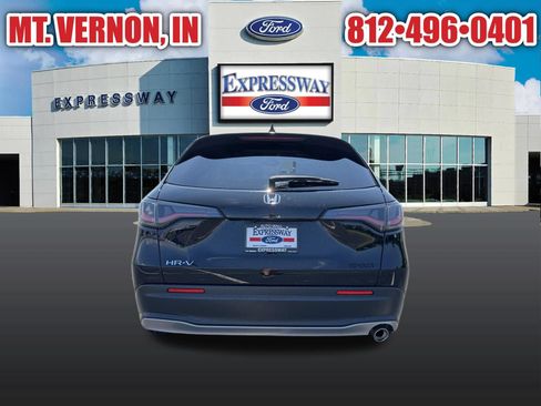 Used 2025 Honda HR-V Sport image 6