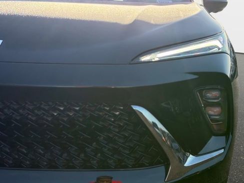 New 2026 Buick Envision Sport Touring image 9