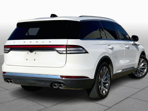 Used 2025 Lincoln Aviator Reserve RWD image 13