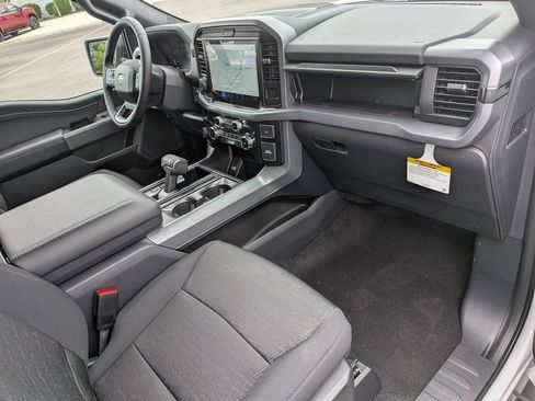 New 2026 Ford F150 XLT w/ Equipment Group 302A MID AWD/4WD image 22