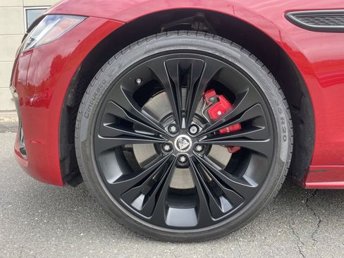 Used 2024 Jaguar XF R-Dynamic SE image 5