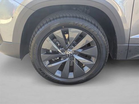 Used 2024 Volkswagen Taos S image 22