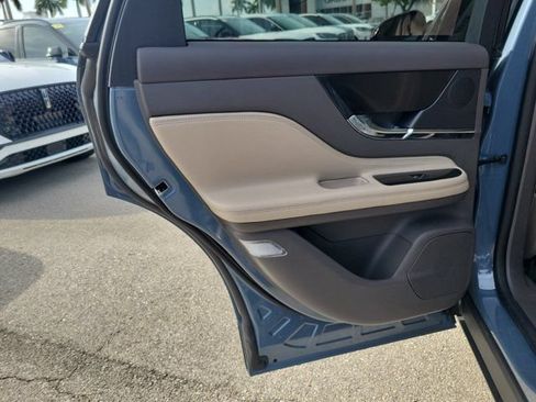 Certified 2023 Lincoln Corsair FWD image 13