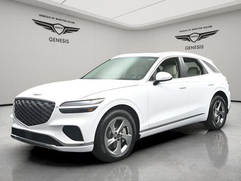 Used 2026 Genesis GV70 2.5T Select image 1