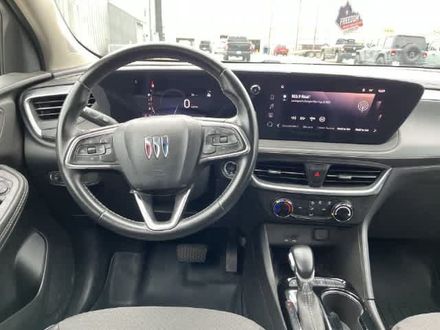 Used 2024 Buick Encore GX Preferred FWD image 13