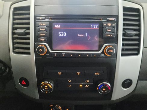 Used 2015 Nissan Xterra S image 25