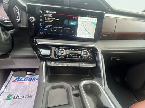 Used 2024 GMC Sierra 3500 Denali Ultimate image 32