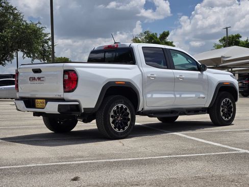 Used 2026 GMC Canyon AT4 w/ AT4 Premium Package AWD/4WD image 3