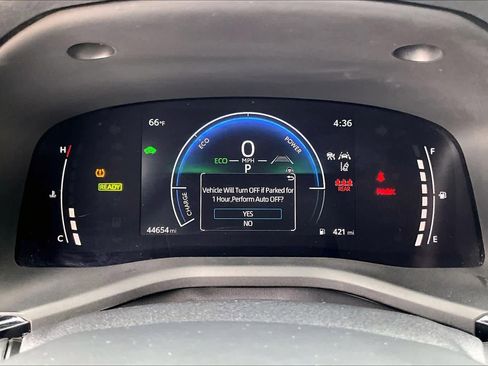 Used 2025 Toyota Camry SE image 24