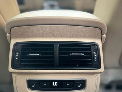 Used 2017 Audi Q7 3.0T Premium Plus w/ Premium Plus Package image 30