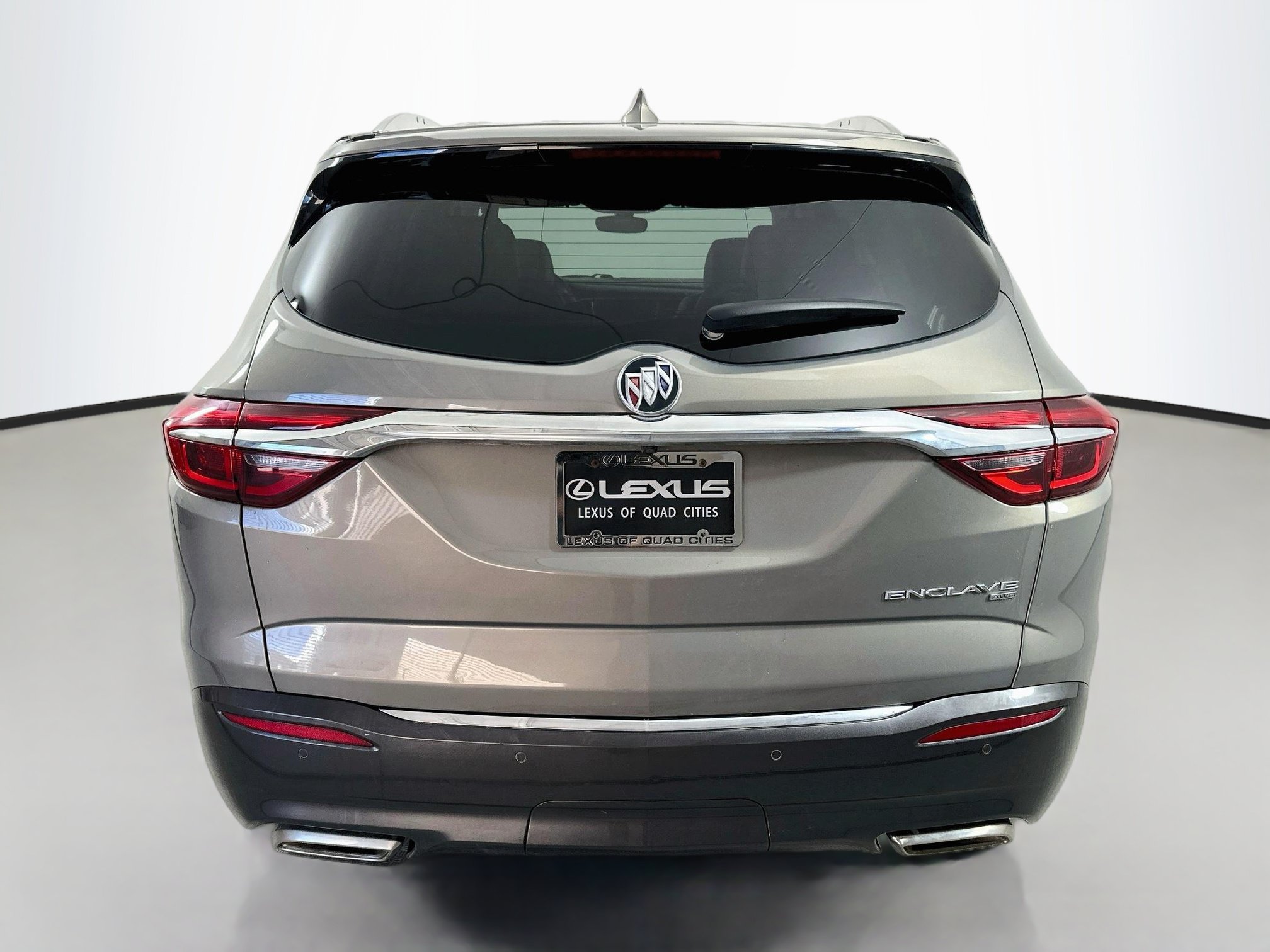 Used 2019 Buick Enclave Essence AWD/4WD image 6