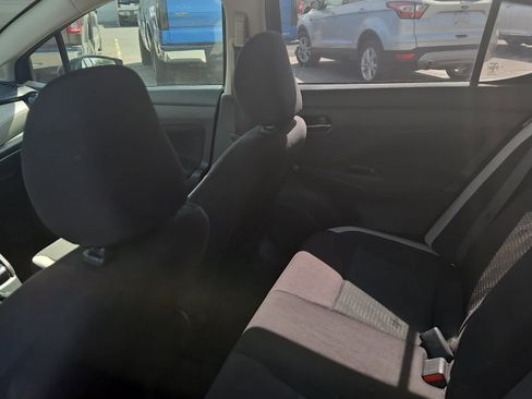 Used 2021 Nissan Versa SV image 11