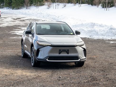 Used 2023 Toyota bZ4X AWD w/ Weather Package image 11