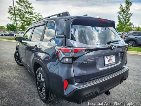 Certified 2025 Subaru Forester Premium AWD/4WD image 6