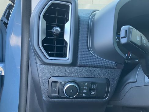 Used 2024 Ford Bronco Sport Outer Banks w/ Tech Package image 21