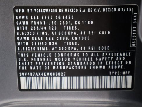 Used 2019 Volkswagen Tiguan SEL Premium R-Line w/ 3rd Row Seat Package AWD/4WD image 17