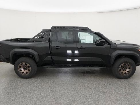 New 2025 Toyota Tacoma Trailhunter image 25