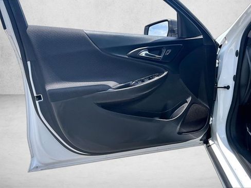 Used 2022 Chevrolet Malibu LS FWD image 18