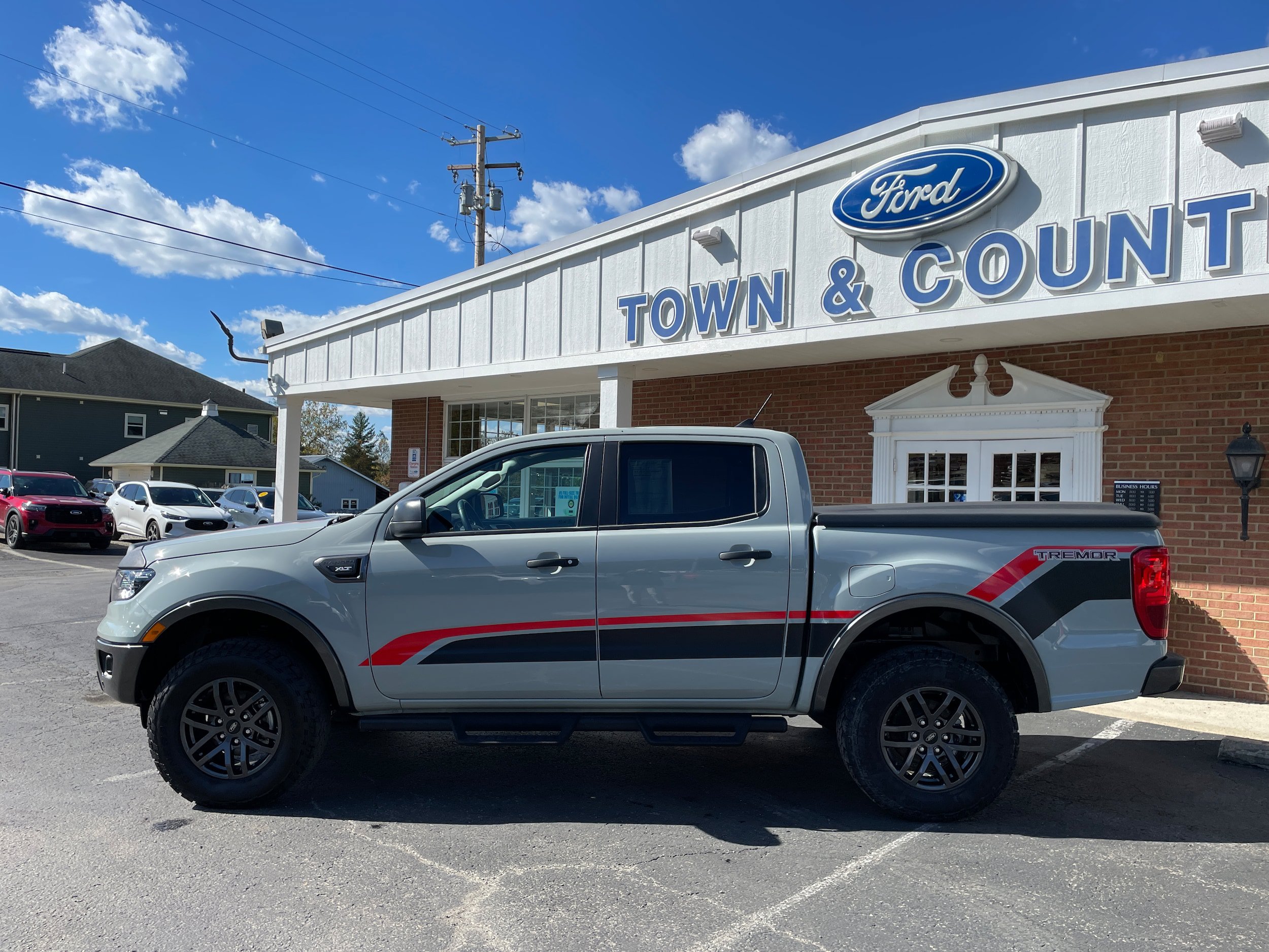 Certified 2022 Ford Ranger XLT w/ Tremor Off-Road Package AWD/4WD image 8