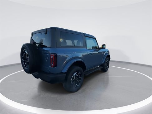 Used 2023 Ford Bronco Outer Banks image 8