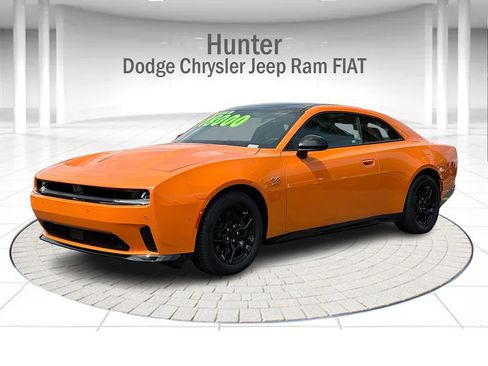 New 2025 Dodge Charger Daytona R/T w/ Sun & Sound Package AWD/4WD image 27