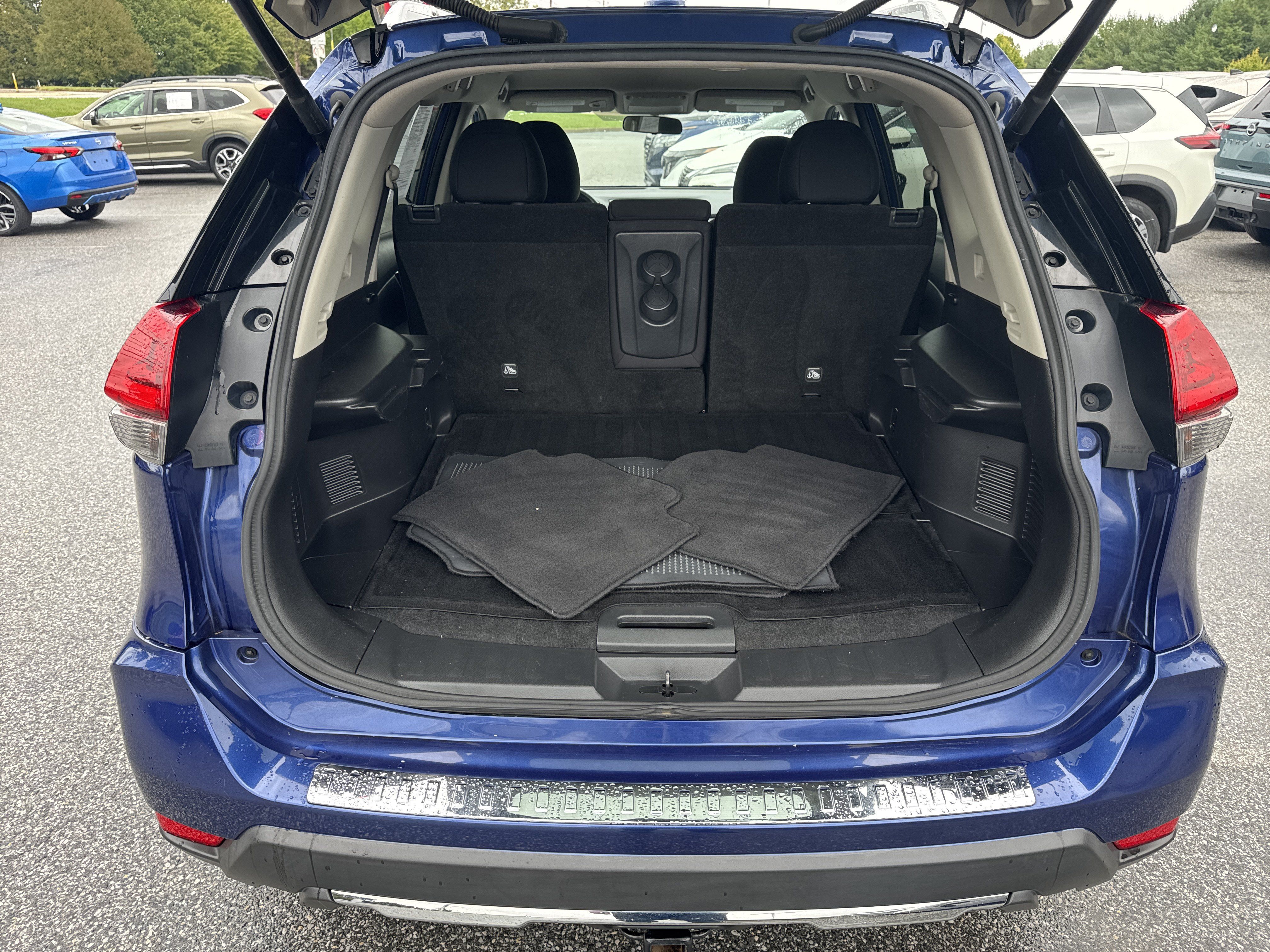 Used 2018 Nissan Rogue SV w/ Premium Package AWD/4WD image 26