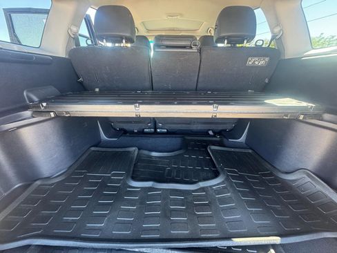 Used 2011 Honda CR-V EX-L image 37