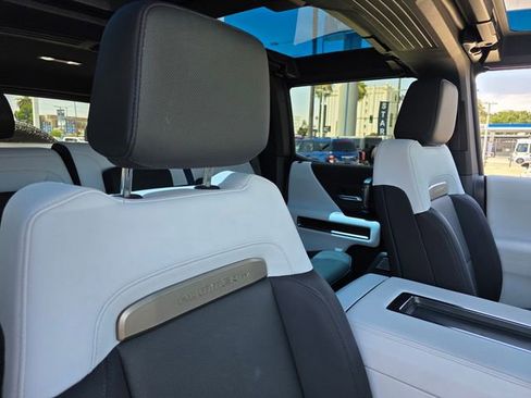 Used 2025 GMC Hummer EV 2X AWD/4WD image 15