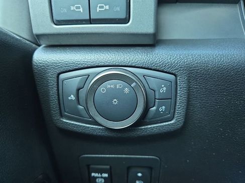 Used 2020 Ford F150 Raptor w/ Equipment Group 802A Luxury image 29