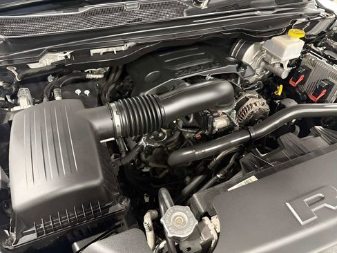 Used 2019 RAM 1500 Big Horn AWD/4WD image 38