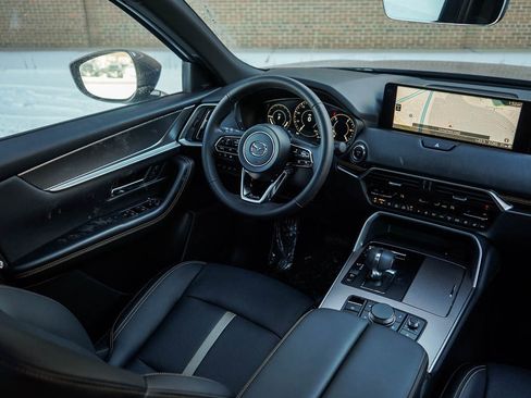 New 2026 MAZDA CX-90 Plug-In Hybrid w/ Premium Plus image 16