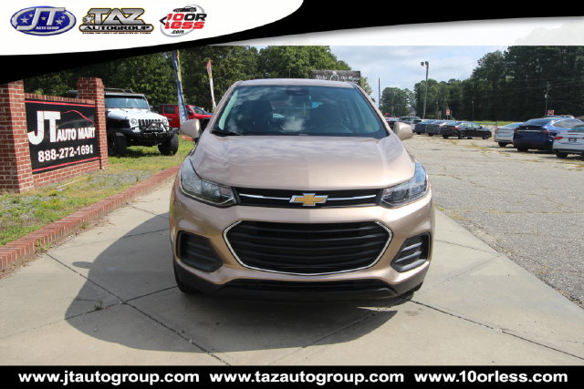 Used 2018 Chevrolet Trax LS AWD/4WD image 2