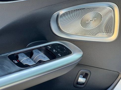 Certified 2026 Mercedes-Benz C 300 4MATIC Sedan image 33