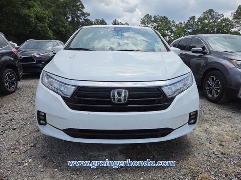Certified 2023 Honda Odyssey Touring image 3