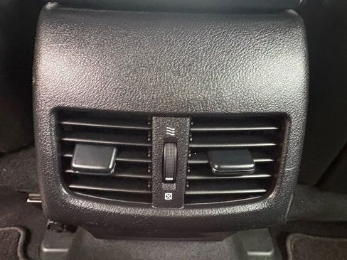 Used 2013 Lexus ES 350 w/ Luxury Pkg image 14