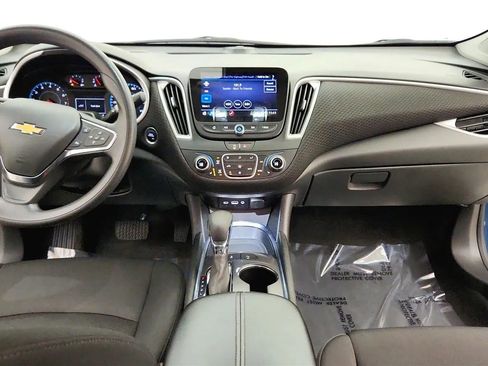 Used 2024 Chevrolet Malibu LT image 34