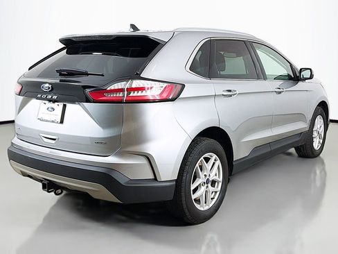 Used 2022 Ford Edge SEL w/ Convenience Package image 8