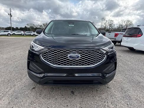New 2024 Ford Edge SE image 3
