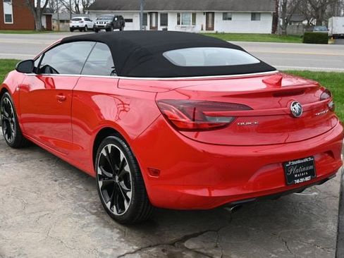 Used 2018 Buick Cascada Sport Touring w/ Dark Effects Package image 7